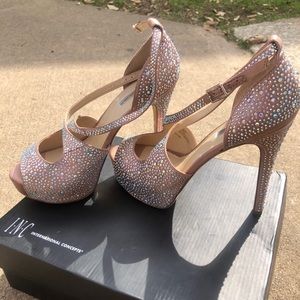 Beautiful Rose Gold 6in Stilettos